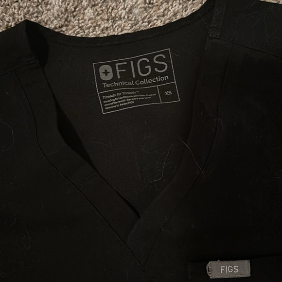 FIGS SMALL SCRUB SET - Picture 2 of 6